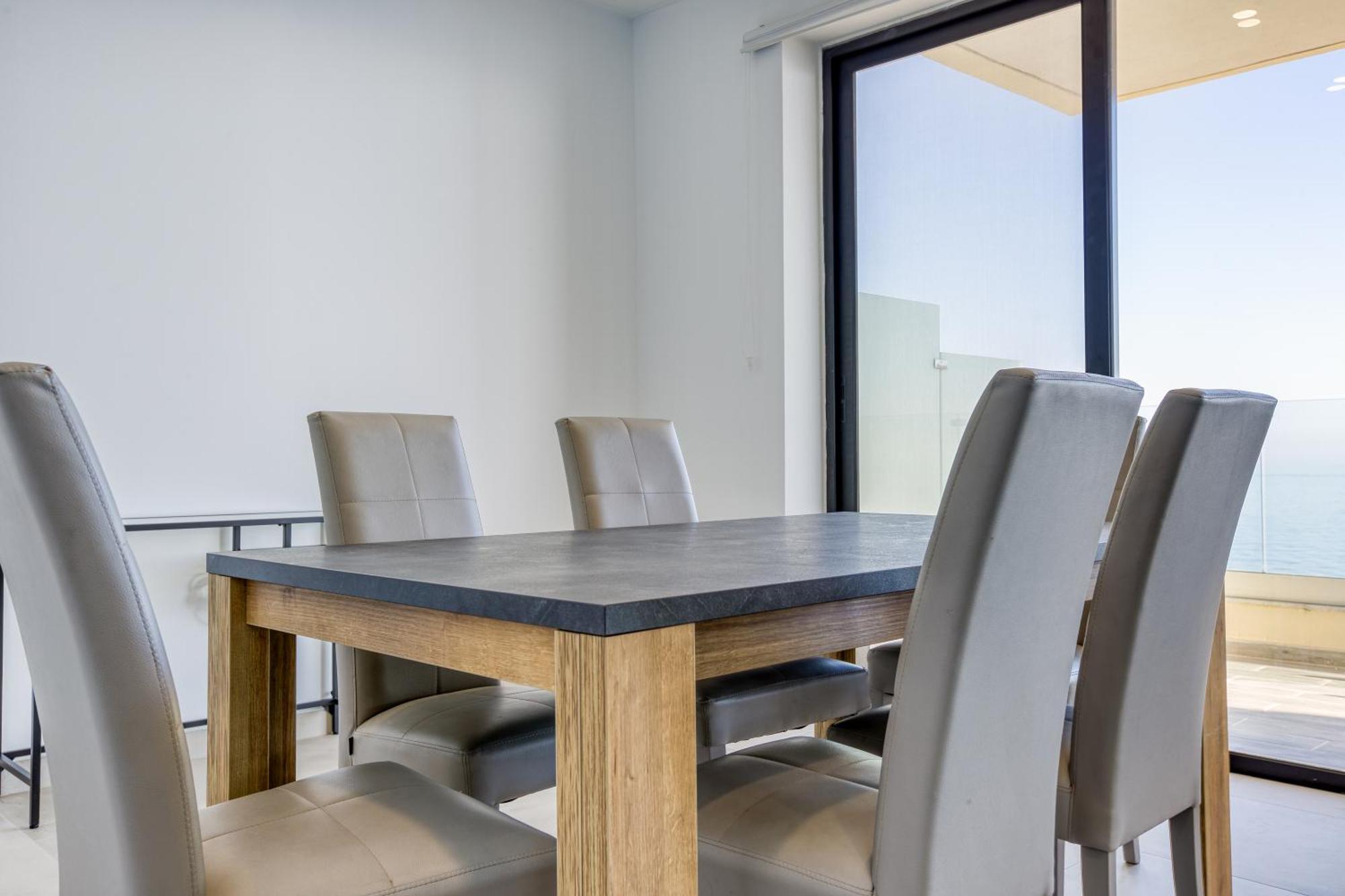 Seafront Sliema Apartment With Balcony & Sea Views By Jl Exteriör bild